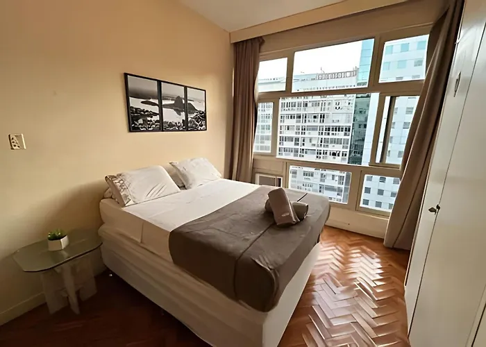 Apartamento Em Copacabana Com Vista Lateral Do Mar Rio de Janeiro